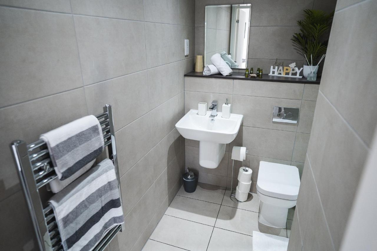 Central Studio - New - Free Wi-Fi - City Centre Sheffield Luaran gambar